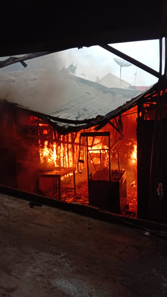94 Unit Kios Sementara Pasar Titi Kuning Habis Terbakar